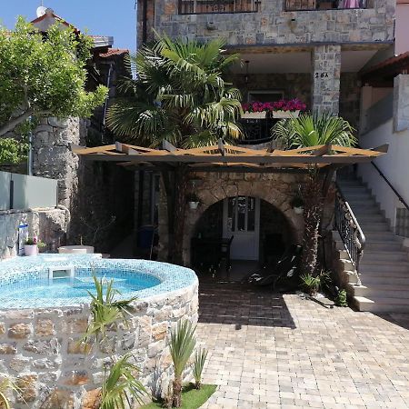 Apartman Brajutovci 26 Kornić Buitenkant foto