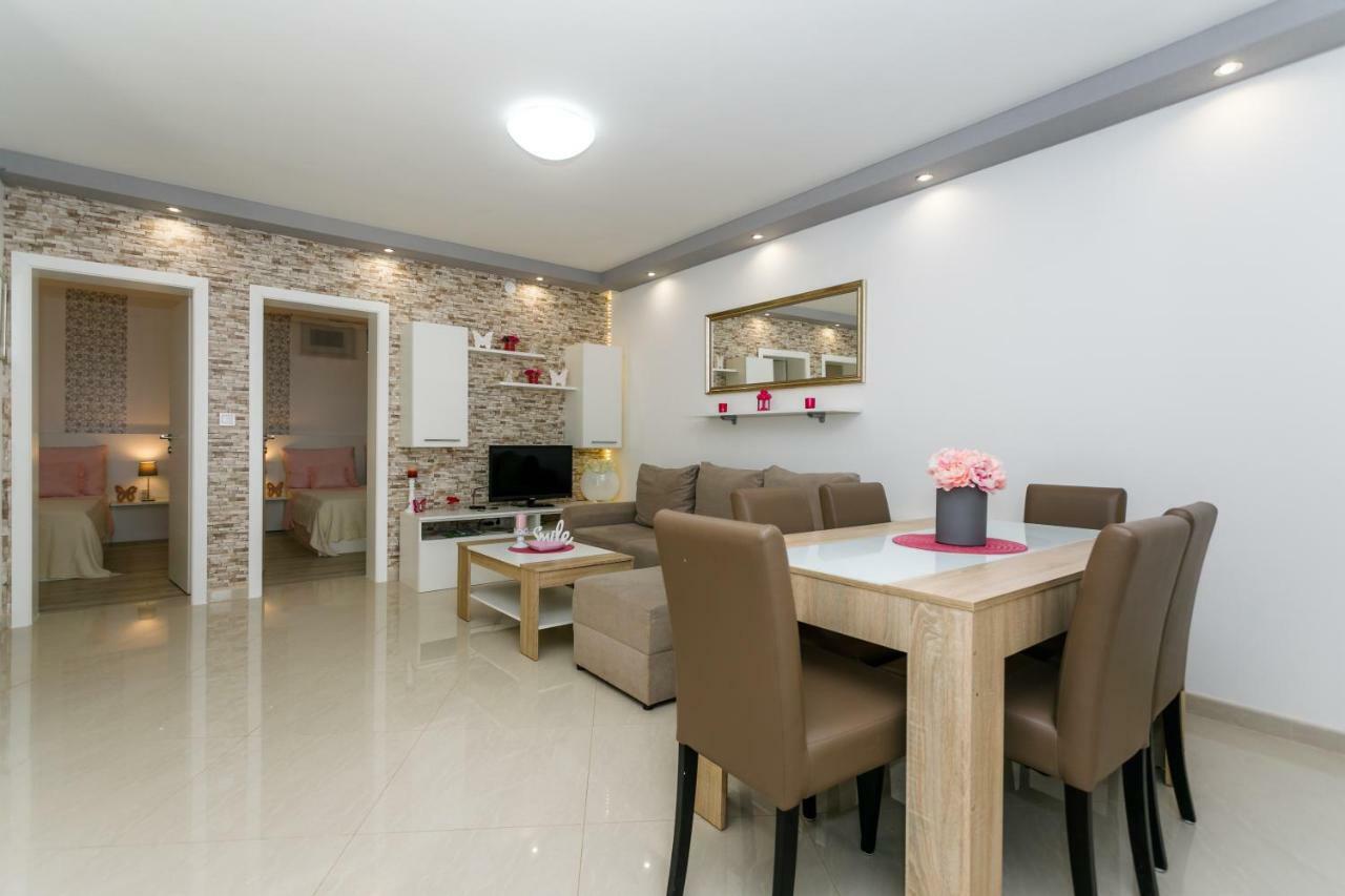 Apartman Brajutovci 26 Kornić Buitenkant foto